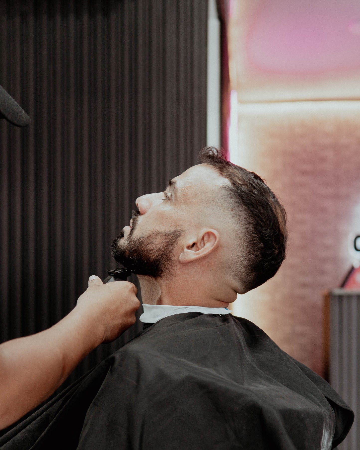 Corte, Barba y Cejas